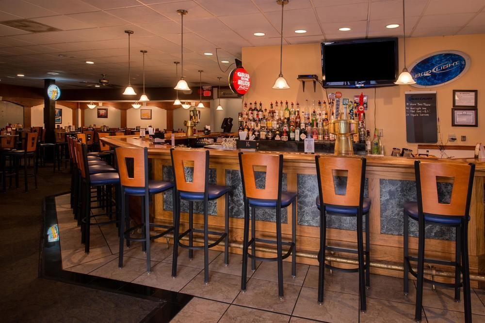 Ramada Plaza Rochester Airport Екстер'єр фото
